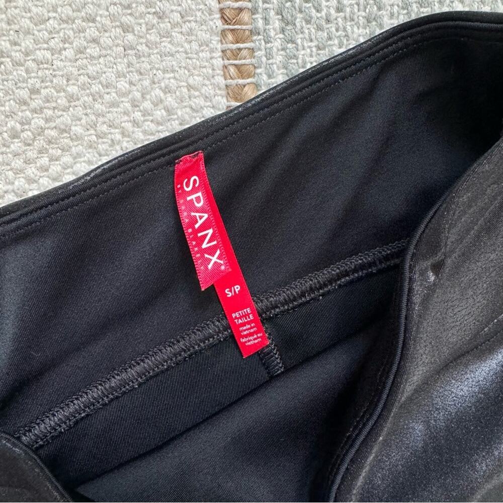 Spanx Black High Rise Faux Leather Leggings Women’s Size Small Petite - Picture 8 of 11
